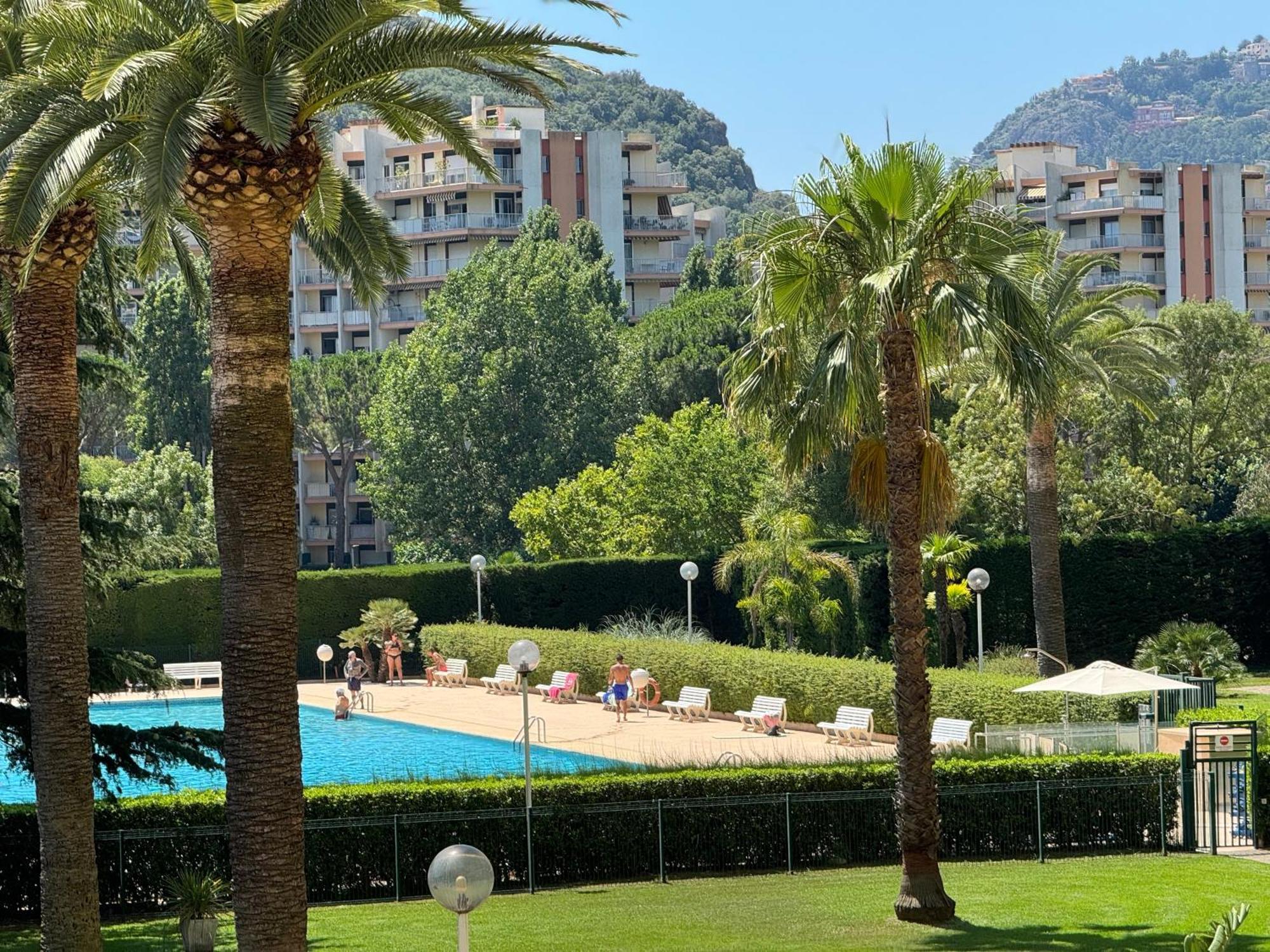 My Resid Appart Cannes Marina Vue Piscine Mandelieu Exterior foto